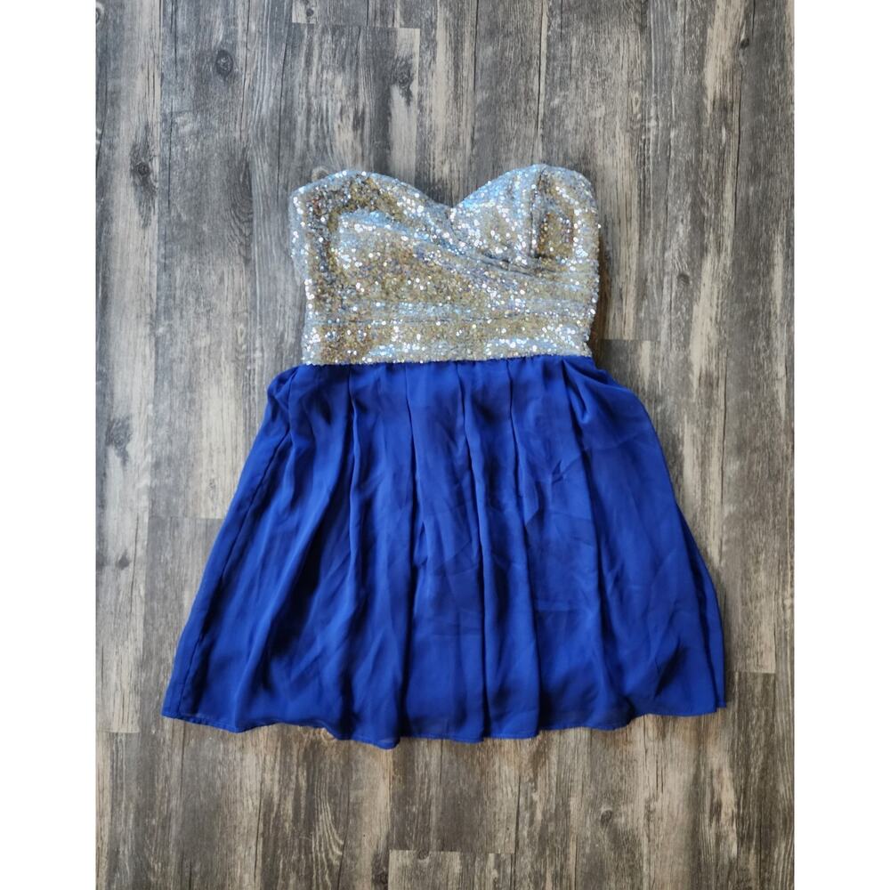 B Darlin Blue Silver Sequin Dress Juniors 11/12 Sleeveless Sundress Prom Hoco